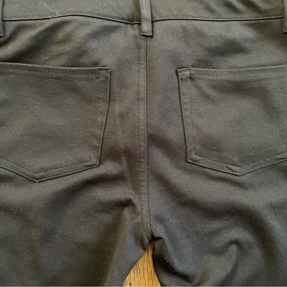 NWOT Audrey style! CONCERT BLACK. Timeless, chic,  Stretch Skinny PONTE pants - Picture 6 of 9